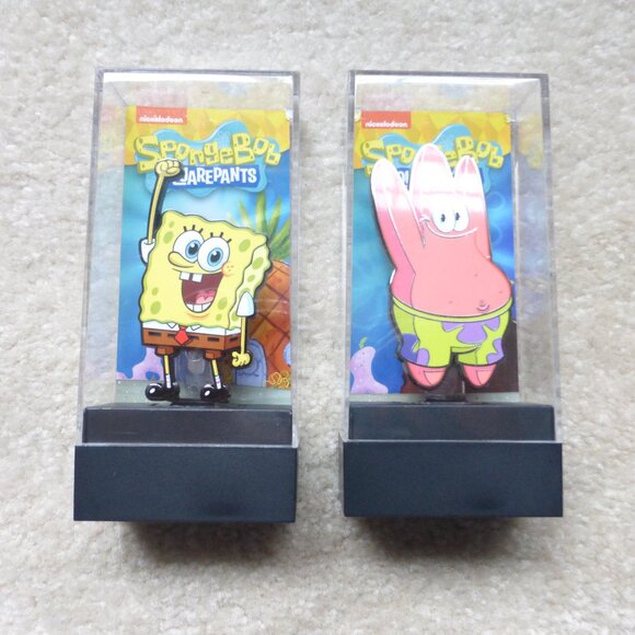Lot of 2 NICKELODEON SpongeBob FIGPINS - Picture 1 of 7